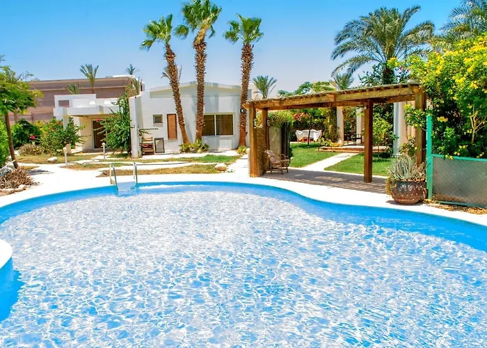 19, Amwaj Oyoun - Beach- Aquapark Free Access *
